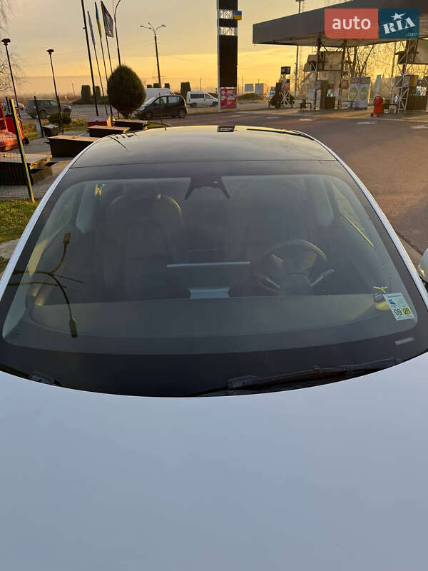 Седан Tesla Model 3 2023 в Ивано-Франковске фото 20 Седан Tesla Model 3 2023 в Ивано-Франковске