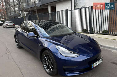 Седан Tesla Model 3 2023 в Одесі