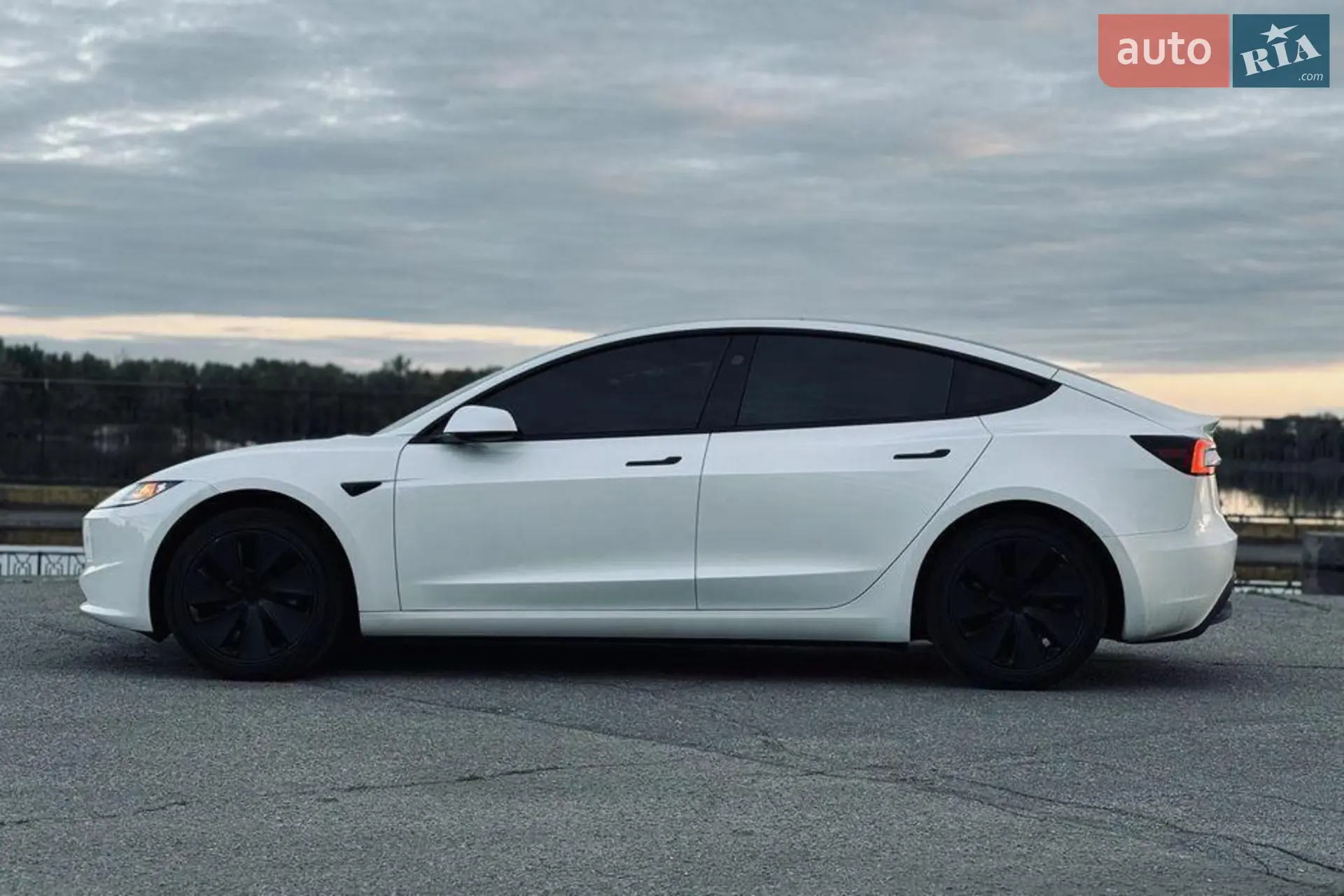 2024 Tesla Model 3 - мініатюра 23