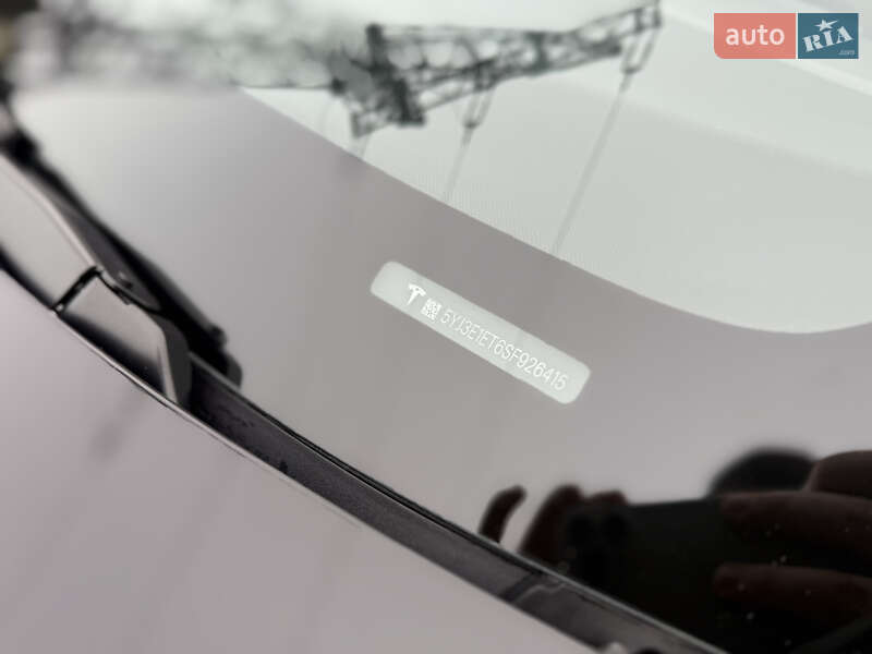 Седан Tesla Model 3 2025 в Днепре