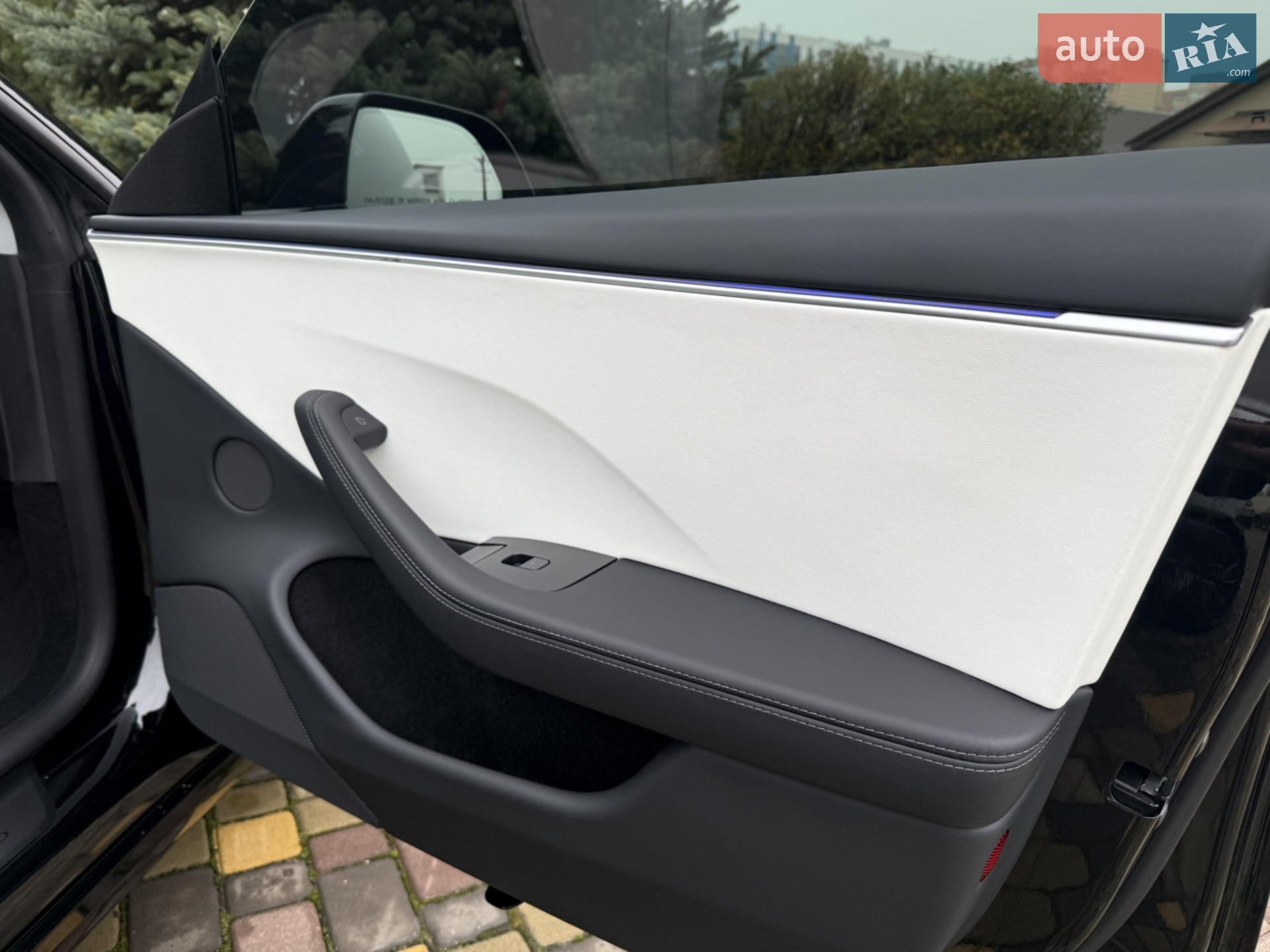 2025 Tesla Model 3 - мініатюра 35