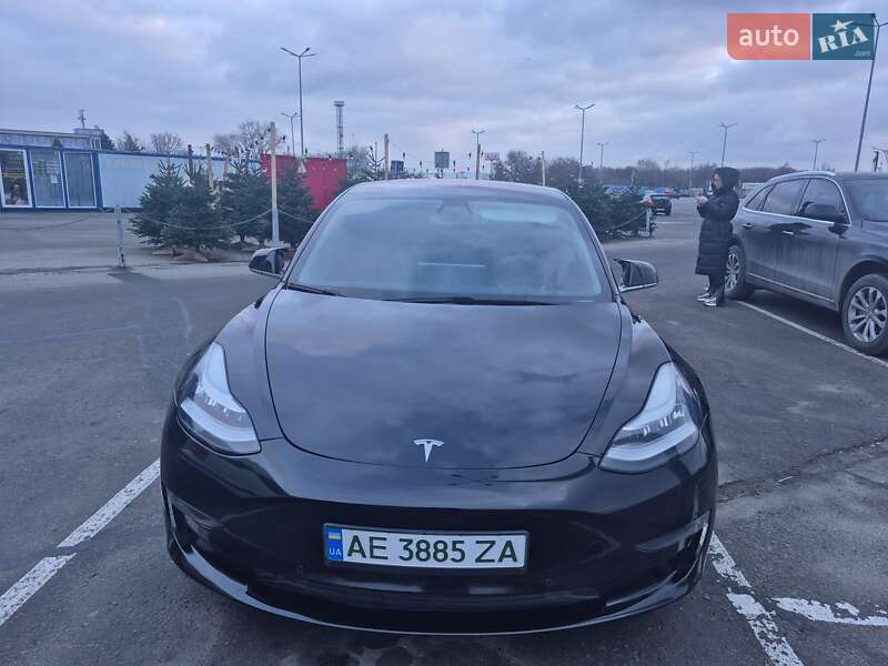 Седан Tesla Model 3 2019 в Днепре
