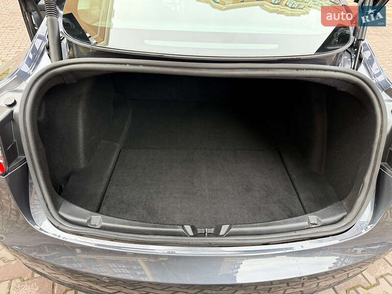 Седан Tesla Model 3 2022 в Софиевской Борщаговке фото 10 Седан Tesla Model 3 2022 в Софиевской Борщаговке