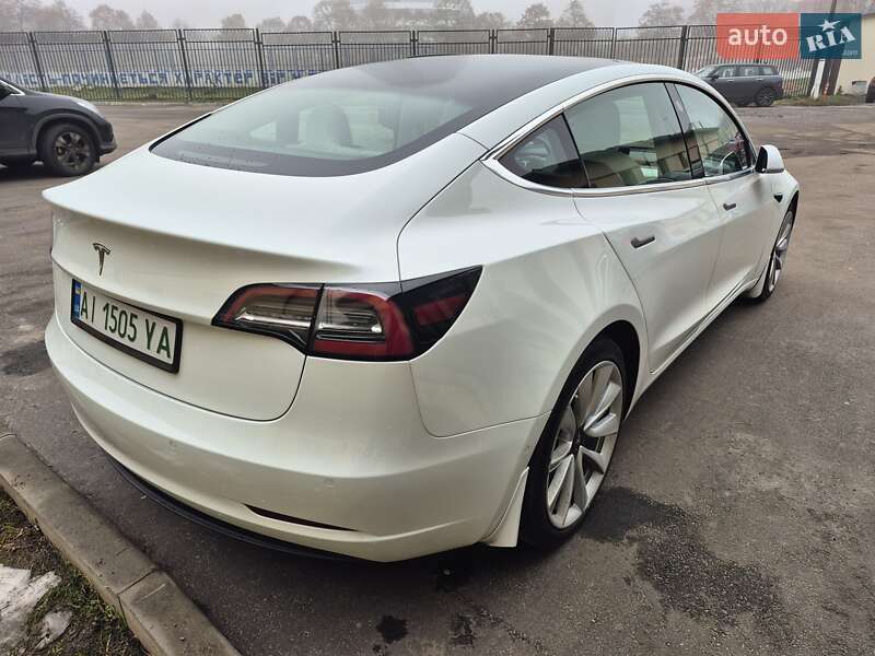 Седан Tesla Model 3 2019 в Киеве фото 6 Седан Tesla Model 3 2019 в Киеве