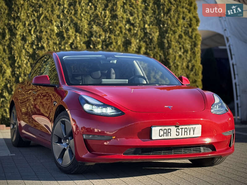 Tesla Model 3 2023