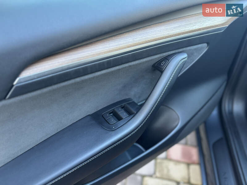 Седан Tesla Model 3 2023 в Ивано-Франковске фото 14 Седан Tesla Model 3 2023 в Ивано-Франковске