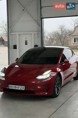 Седан Tesla Model 3 2022 в Іллінцях