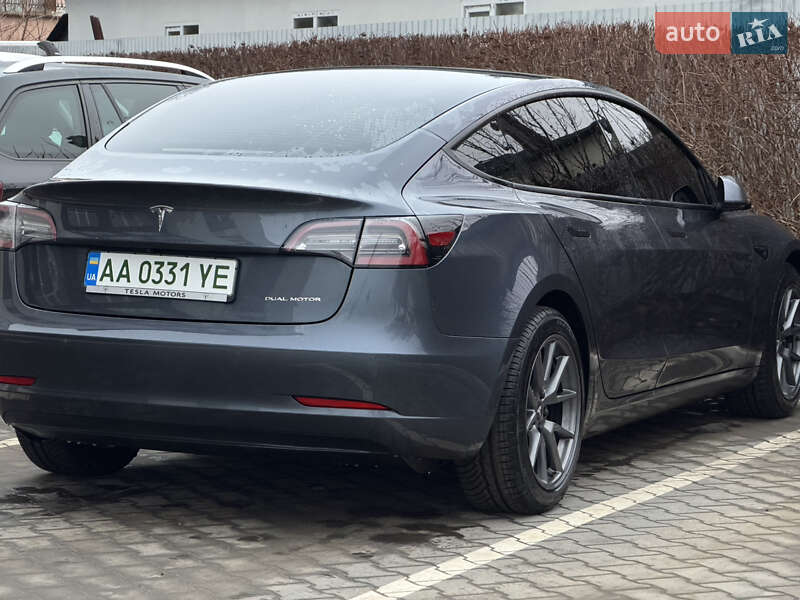Седан Tesla Model 3 2022 в Киеве фото 10 Седан Tesla Model 3 2022 в Киеве