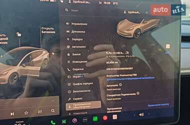Седан Tesla Model 3 2020 в Львове