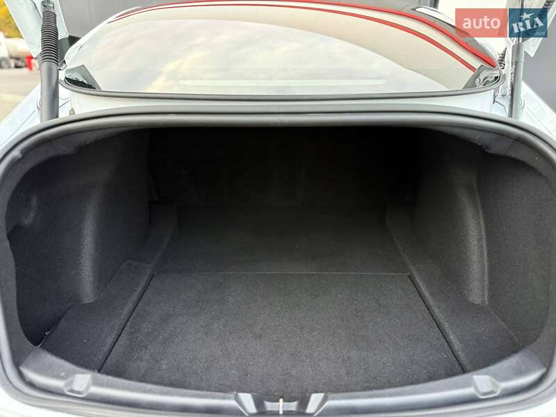 Седан Tesla Model 3 2022 в Кривом Роге