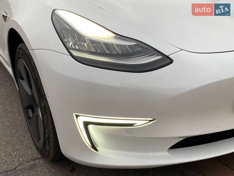 Седан Tesla Model 3 2019 в Белой Церкви
