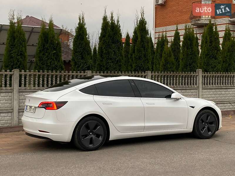 Седан Tesla Model 3 2019 в Белой Церкви
