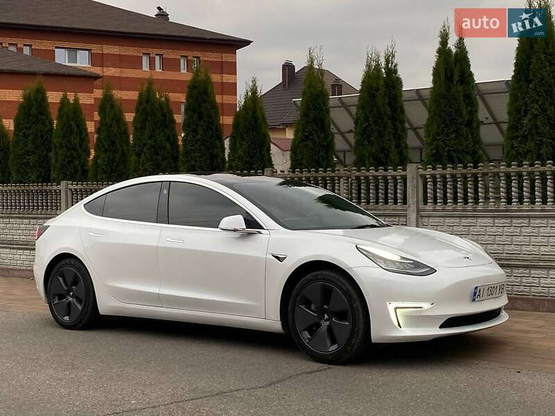 Седан Tesla Model 3 2019 в Белой Церкви