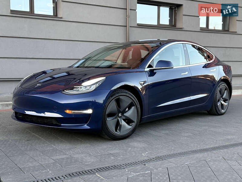 Седан Tesla Model 3 2018 в Дрогобыче фото 47 Седан Tesla Model 3 2018 в Дрогобыче