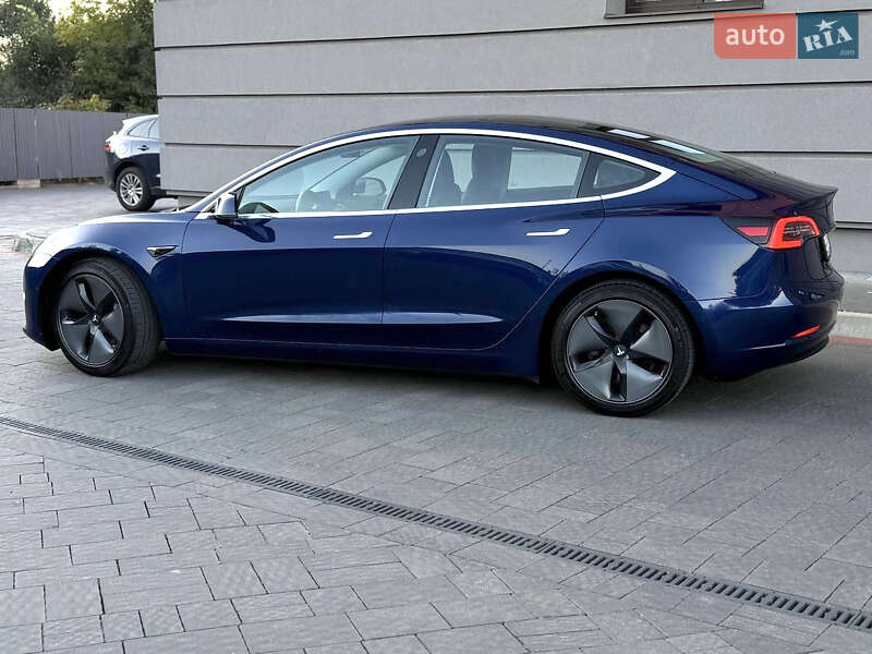 Седан Tesla Model 3 2018 в Дрогобыче фото 65 Седан Tesla Model 3 2018 в Дрогобыче