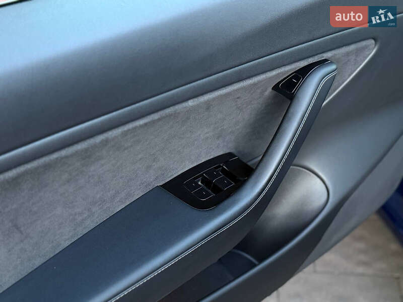 Седан Tesla Model 3 2018 в Дрогобыче фото 84 Седан Tesla Model 3 2018 в Дрогобыче