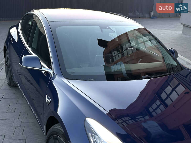 Седан Tesla Model 3 2018 в Дрогобыче фото 79 Седан Tesla Model 3 2018 в Дрогобыче