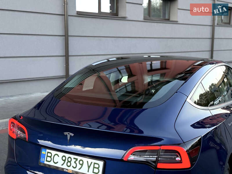 Седан Tesla Model 3 2018 в Дрогобыче фото 81 Седан Tesla Model 3 2018 в Дрогобыче