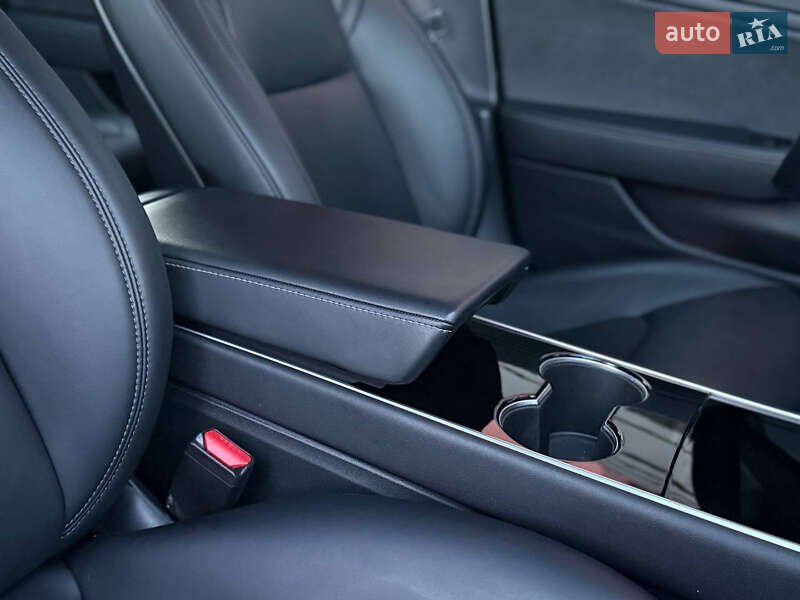 Седан Tesla Model 3 2018 в Дрогобыче фото 104 Седан Tesla Model 3 2018 в Дрогобыче