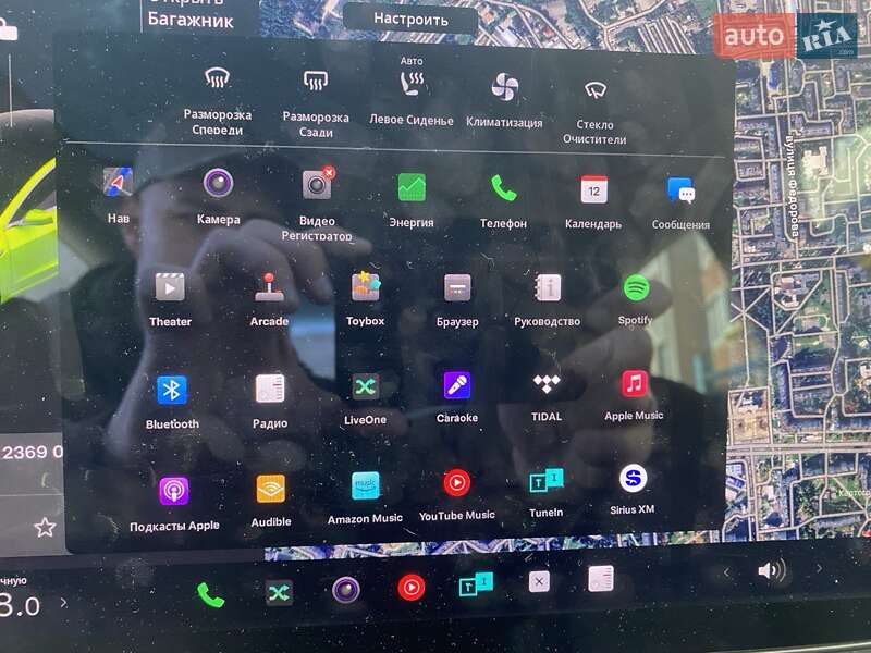 Седан Tesla Model 3 2018 в Луцке