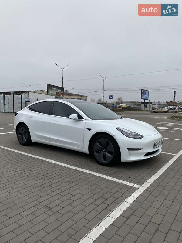 Седан Tesla Model 3 2019 в Белой Церкви