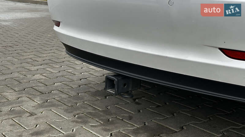 Седан Tesla Model 3 2021 в Обухове