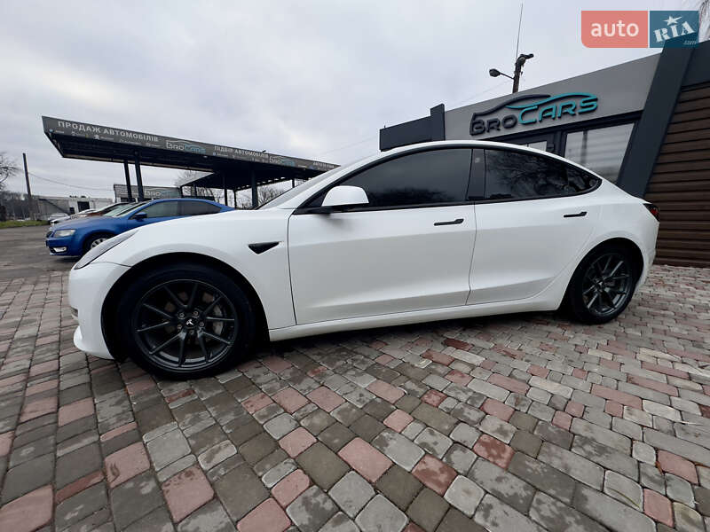 Седан Tesla Model 3 2021 в Виннице фото 37 Седан Tesla Model 3 2021 в Виннице
