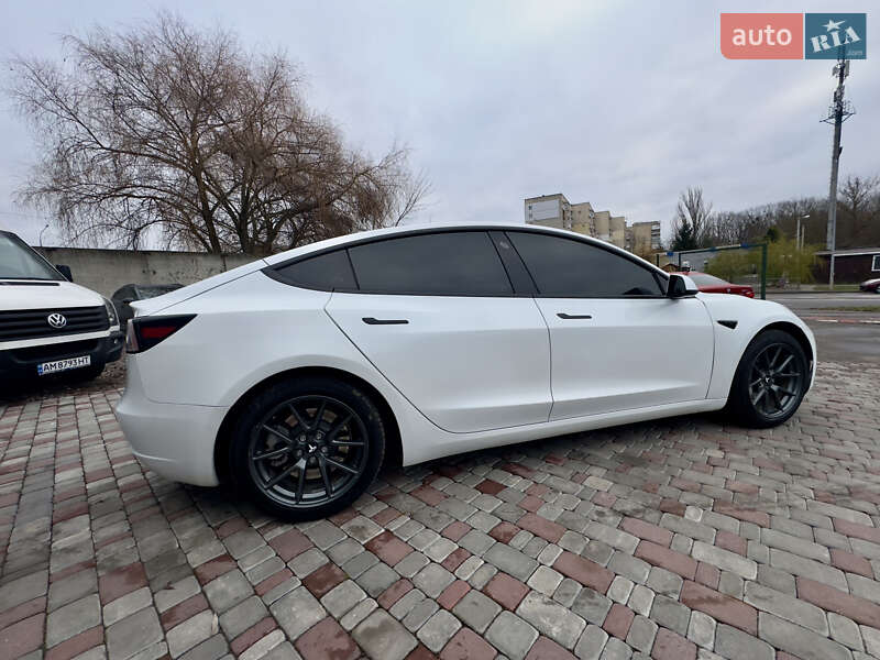 Седан Tesla Model 3 2021 в Виннице фото 43 Седан Tesla Model 3 2021 в Виннице