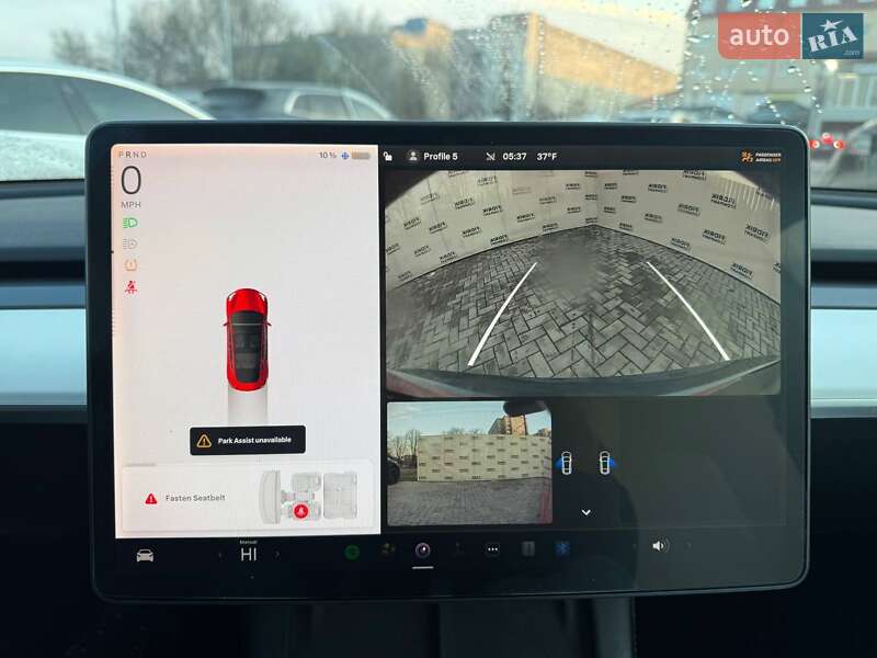 Седан Tesla Model 3 2021 в Луцке