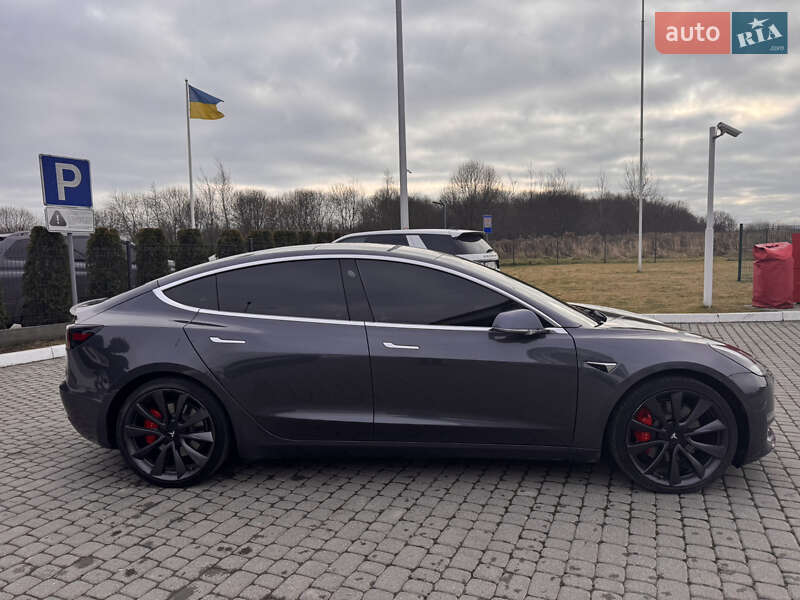 Седан Tesla Model 3 2020 в Львові фото 4 Седан Tesla Model 3 2020 в Львові