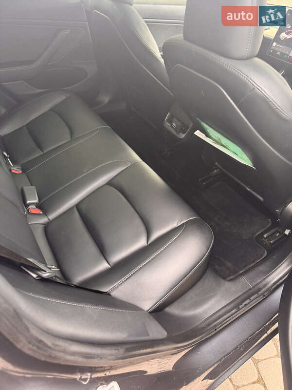 Седан Tesla Model 3 2020 в Львові фото 16 Седан Tesla Model 3 2020 в Львові