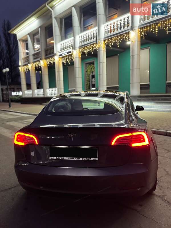Седан Tesla Model 3 2023 в Черкассах фото 16 Седан Tesla Model 3 2023 в Черкассах