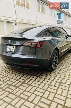 Седан Tesla Model 3 2023 в Одессе