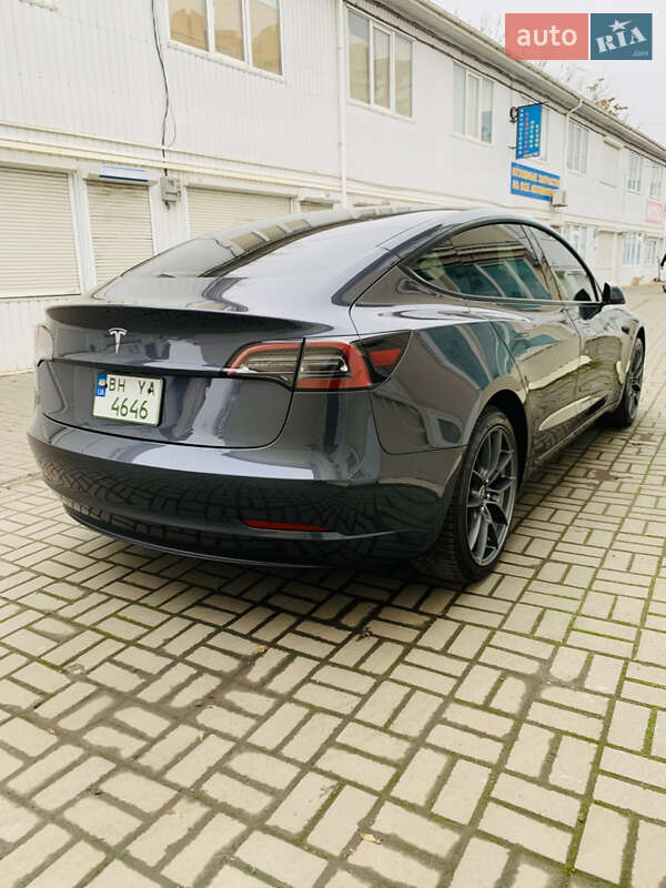 Седан Tesla Model 3 2023 в Одесі фото 10 Седан Tesla Model 3 2023 в Одесі
