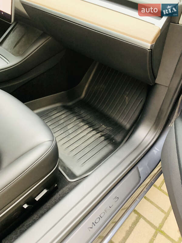 Седан Tesla Model 3 2023 в Одесі фото 15 Седан Tesla Model 3 2023 в Одесі