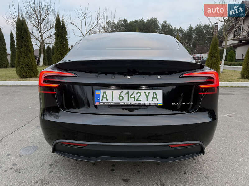 Седан Tesla Model 3 2024 в Киеве