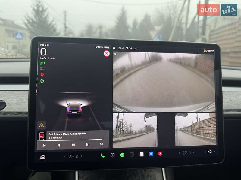 Седан Tesla Model 3 2018 в Пустомытах