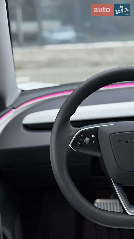 Седан Tesla Model 3 2024 в Львове фото 23 Седан Tesla Model 3 2024 в Львове