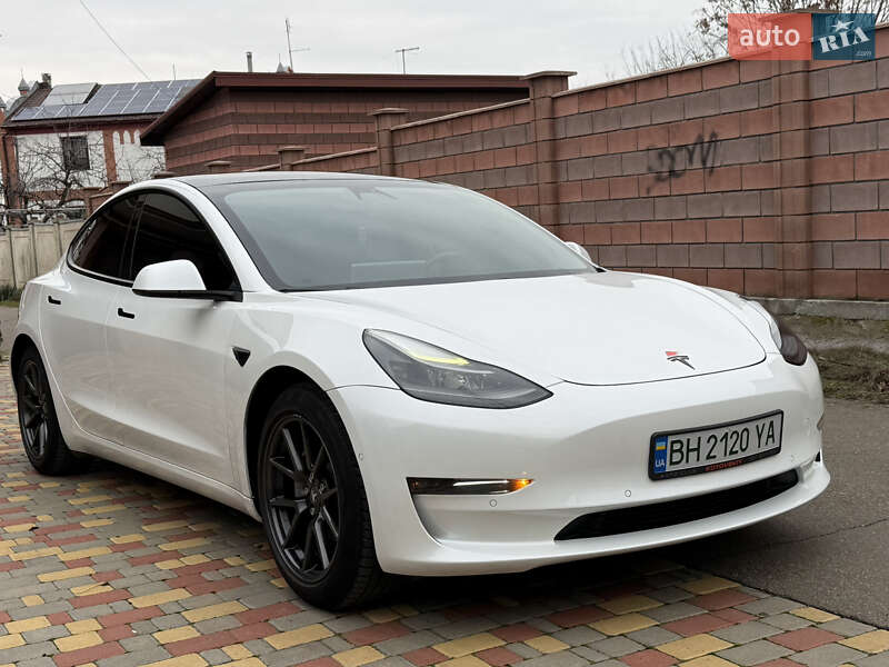 2020 Tesla Model-3, VIN 5YJ3E1EA9MF867765:plate — фото 1 (autoria)