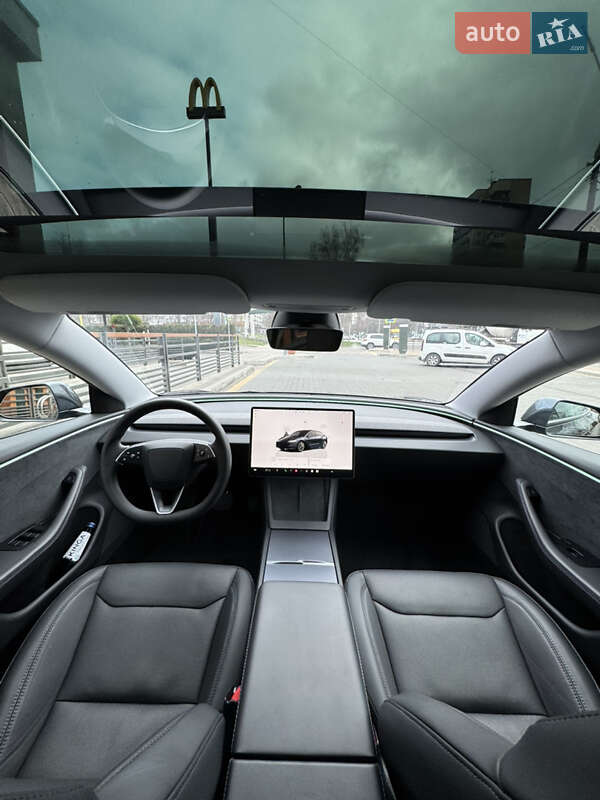 Седан Tesla Model 3 2024 в Белой Церкви