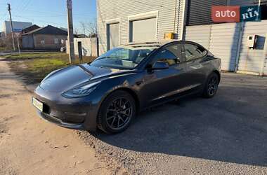 Седан Tesla Model 3 2020 в Харькове