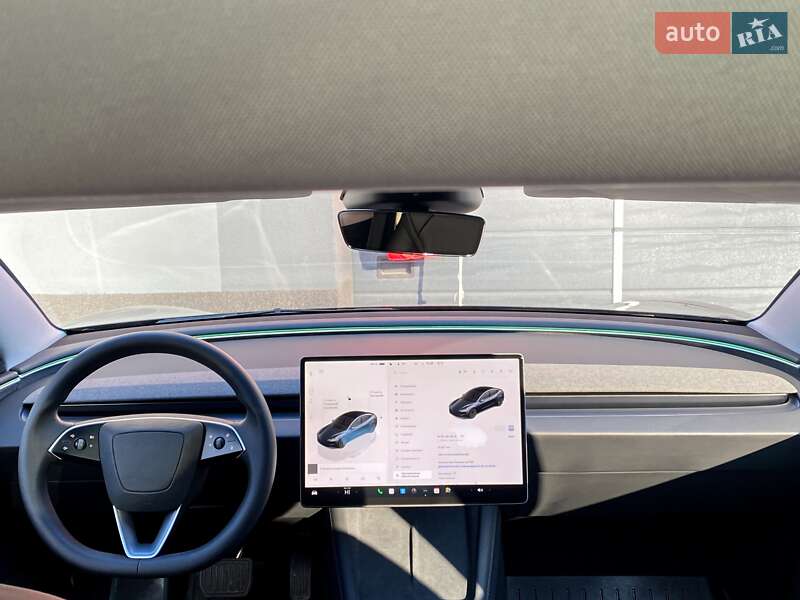 Седан Tesla Model 3 2024 в Києві