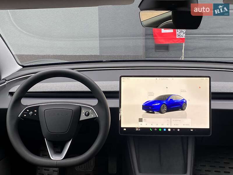 Седан Tesla Model 3 2025 в Киеве
