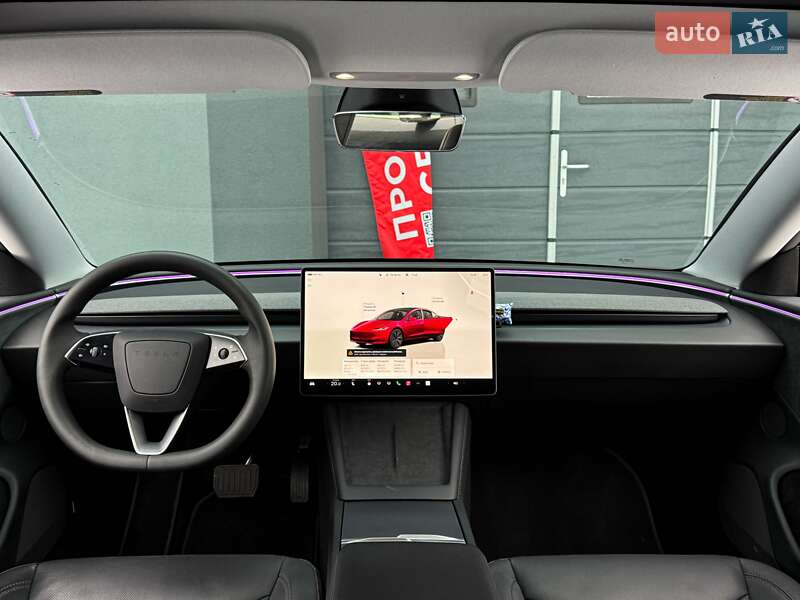 Седан Tesla Model 3 2024 в Киеве