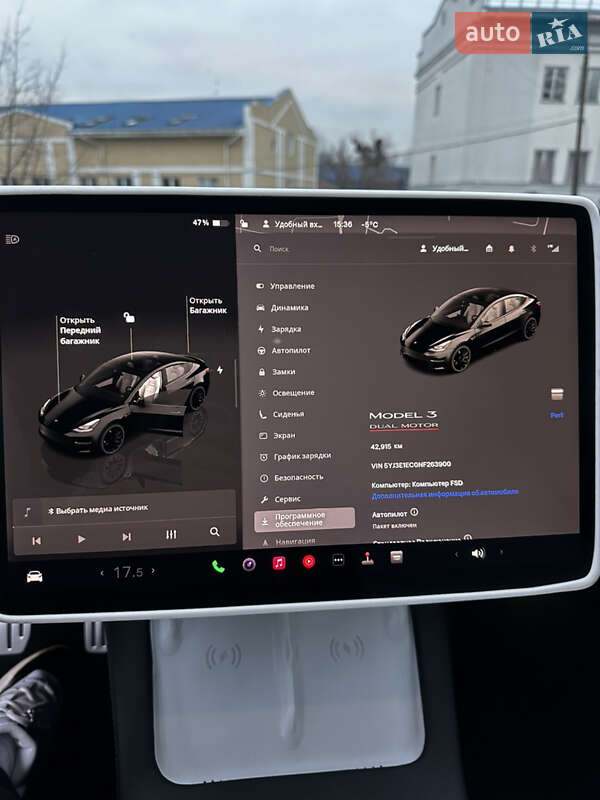 Седан Tesla Model 3 2022 в Киеве