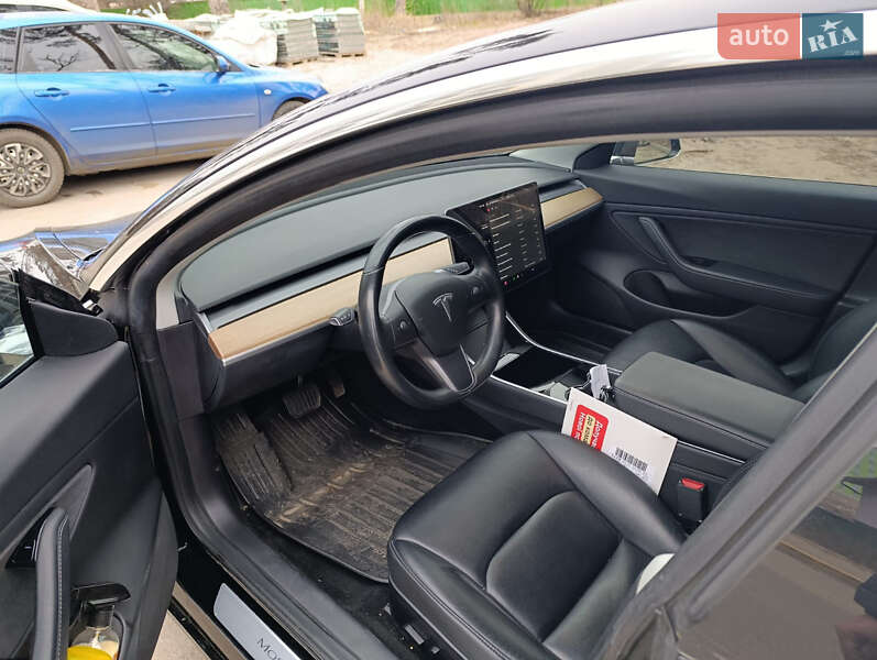 Седан Tesla Model 3 2019 в Киеве фото 7 Седан Tesla Model 3 2019 в Киеве