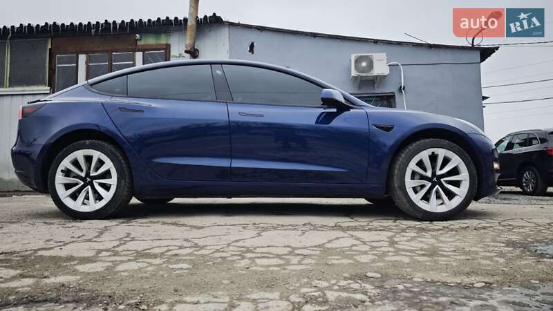 Седан Tesla Model 3 2022 в Кам'янець-Подільському