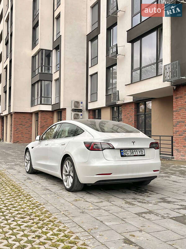 Седан Tesla Model 3 2020 в Івано-Франківську фото 6 Седан Tesla Model 3 2020 в Івано-Франківську