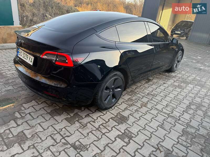 Седан Tesla Model 3 2022 в Львове фото 29 Седан Tesla Model 3 2022 в Львове