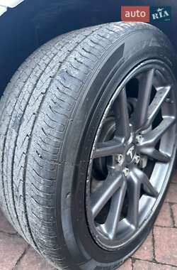 Седан Tesla Model 3 2020 в Стрые